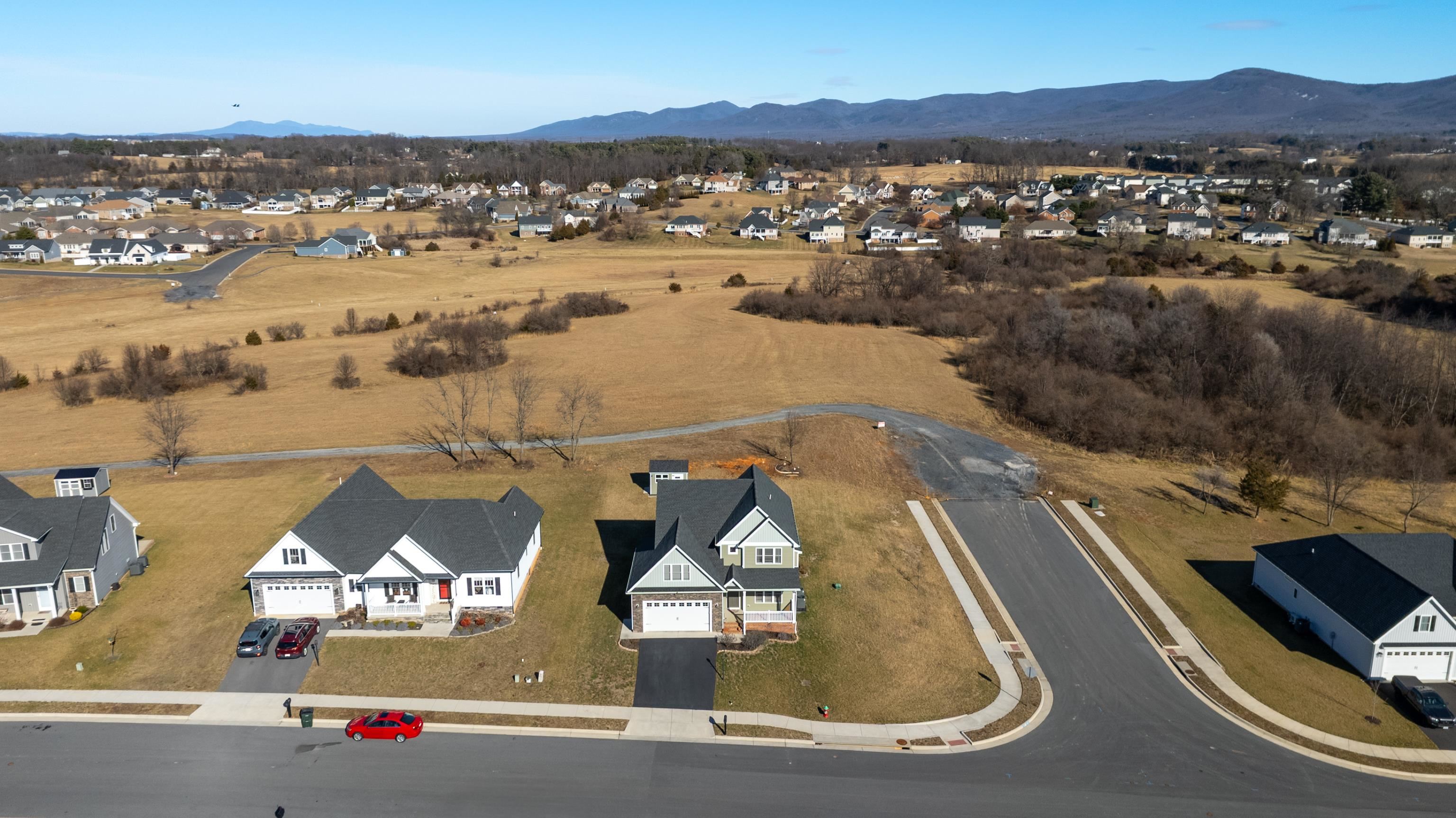 177 TOMASVILLE DR, WAYNESBORO, Virginia 22980, 4 Bedrooms Bedrooms, ,2 BathroomsBathrooms,Residential,177 TOMASVILLE DR,672616 MLS # 672616