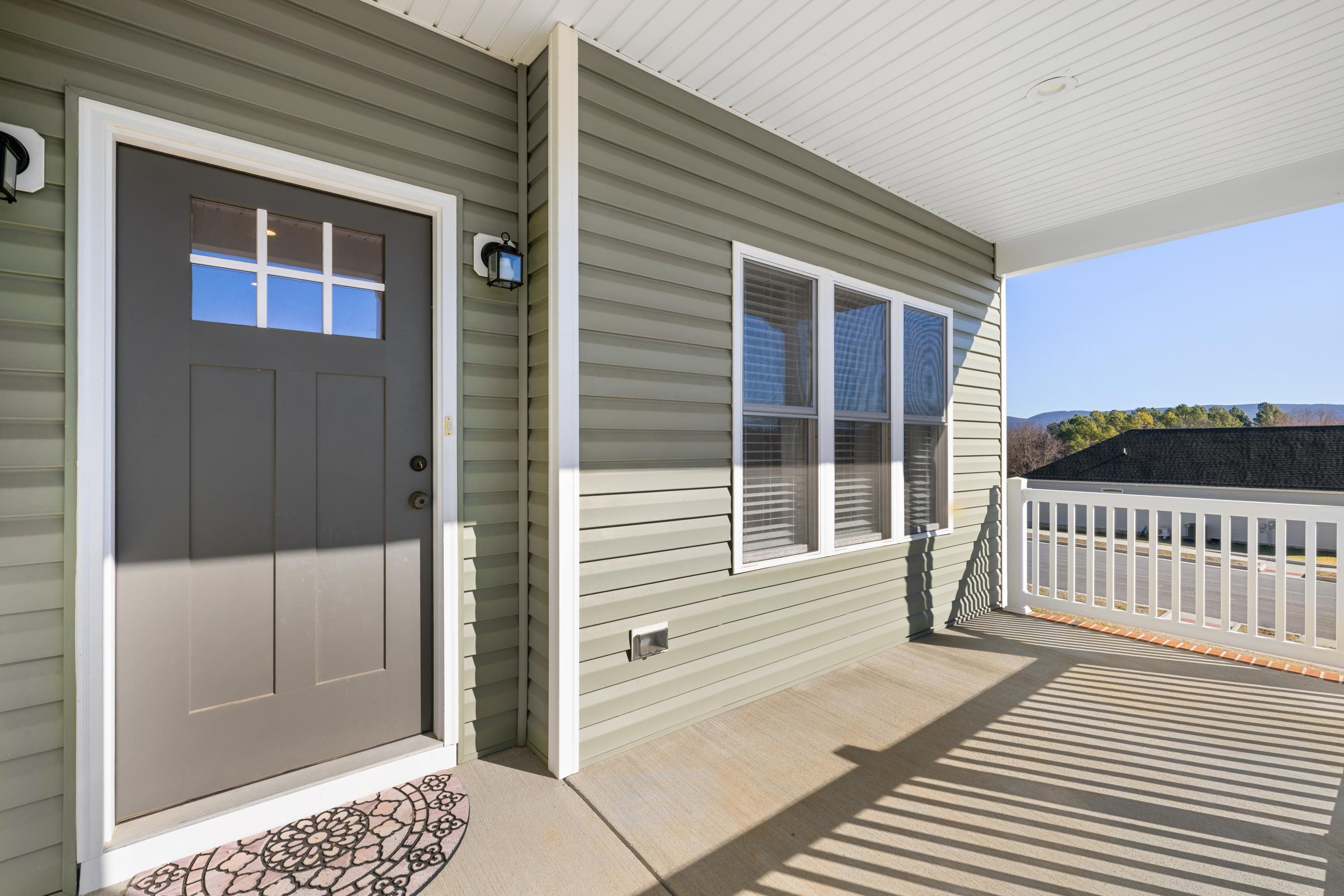 177 TOMASVILLE DR, WAYNESBORO, Virginia 22980, 4 Bedrooms Bedrooms, ,2 BathroomsBathrooms,Residential,177 TOMASVILLE DR,672616 MLS # 672616