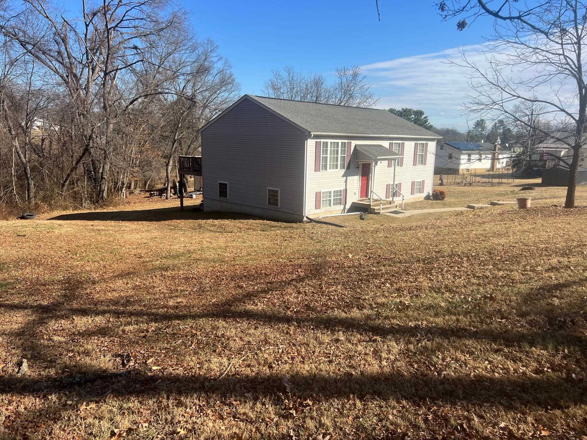 512 F ST, STAUNTON, Virginia 24401, 3 Bedrooms Bedrooms, ,2 BathroomsBathrooms,Residential,512 F ST,672617 MLS # 672617