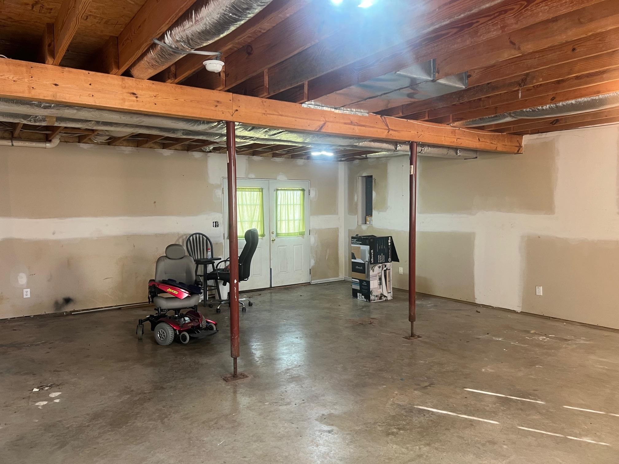 512 F ST, STAUNTON, Virginia 24401, 3 Bedrooms Bedrooms, ,2 BathroomsBathrooms,Residential,512 F ST,672617 MLS # 672617