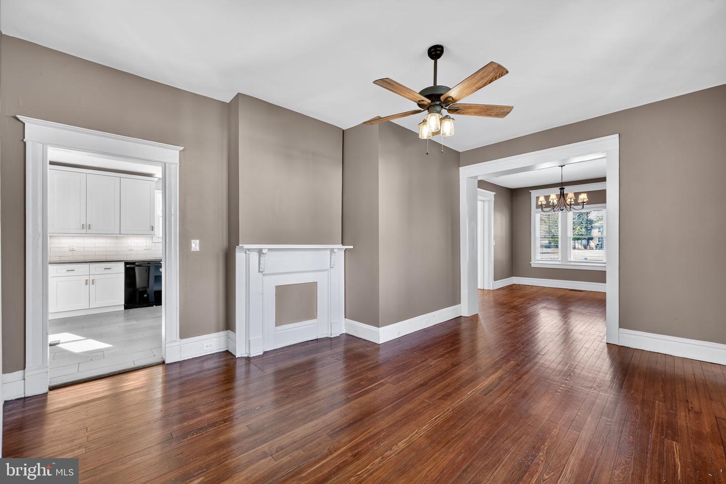 2815 3RD AVE, RICHMOND, Virginia 23222, 3 Bedrooms Bedrooms, 9 Rooms Rooms,2 BathroomsBathrooms,Residential,For sale,2815 3RD AVE,VARC2000788 MLS # VARC2000788