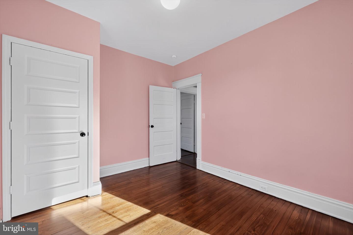 2815 3RD AVE, RICHMOND, Virginia 23222, 3 Bedrooms Bedrooms, 9 Rooms Rooms,2 BathroomsBathrooms,Residential,For sale,2815 3RD AVE,VARC2000788 MLS # VARC2000788