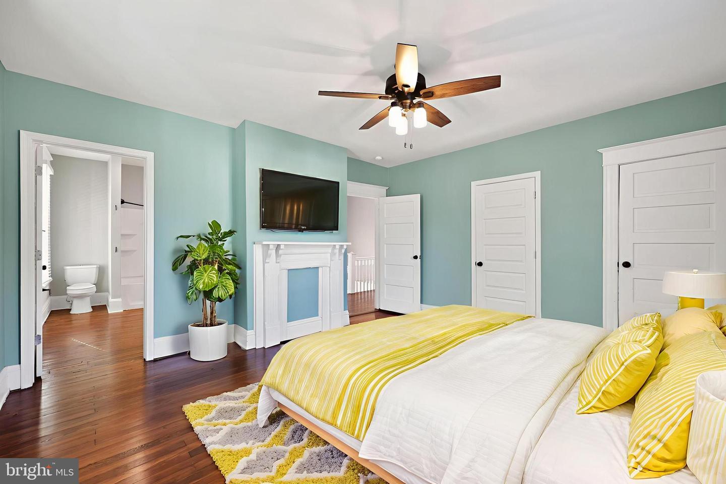 2815 3RD AVE, RICHMOND, Virginia 23222, 3 Bedrooms Bedrooms, 9 Rooms Rooms,2 BathroomsBathrooms,Residential,For sale,2815 3RD AVE,VARC2000788 MLS # VARC2000788