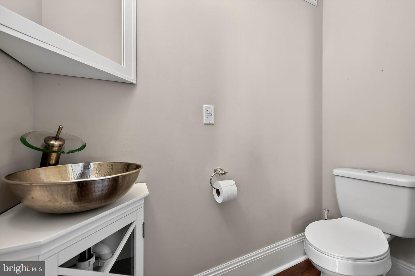 2815 3RD AVE, RICHMOND, Virginia 23222, 3 Bedrooms Bedrooms, 9 Rooms Rooms,2 BathroomsBathrooms,Residential,For sale,2815 3RD AVE,VARC2000788 MLS # VARC2000788