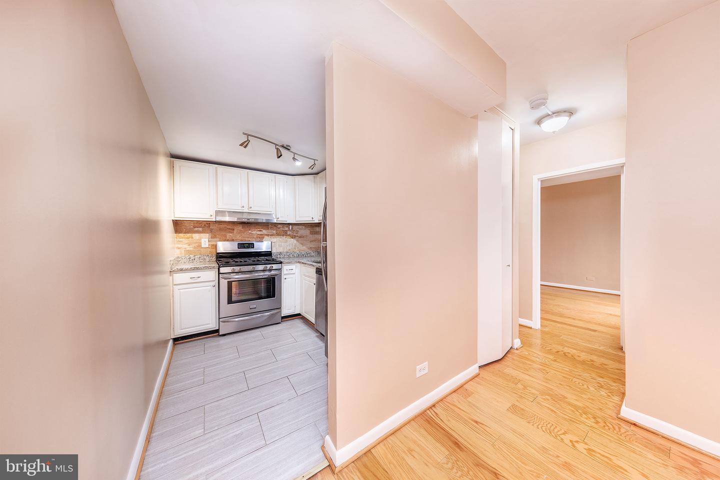 1260 21ST ST NW #1004, WASHINGTON, District Of Columbia 20036, 1 Bedroom Bedrooms, ,1 BathroomBathrooms,Residential,For sale,1260 21ST ST NW #1004,DCDC2232294 MLS # DCDC2232294