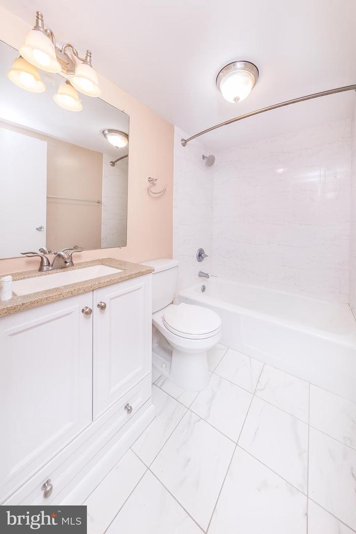 1260 21ST ST NW #1004, WASHINGTON, District Of Columbia 20036, 1 Bedroom Bedrooms, ,1 BathroomBathrooms,Residential,For sale,1260 21ST ST NW #1004,DCDC2232294 MLS # DCDC2232294