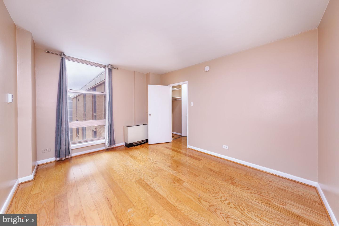 1260 21ST ST NW #1004, WASHINGTON, District Of Columbia 20036, 1 Bedroom Bedrooms, ,1 BathroomBathrooms,Residential,For sale,1260 21ST ST NW #1004,DCDC2232294 MLS # DCDC2232294