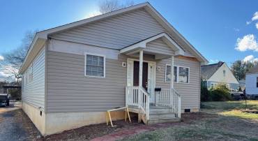 2014 FIRST ST, STAUNTON, Virginia 24401, 3 Bedrooms Bedrooms, ,2 BathroomsBathrooms,Residential,2014 FIRST ST,672620 MLS # 672620