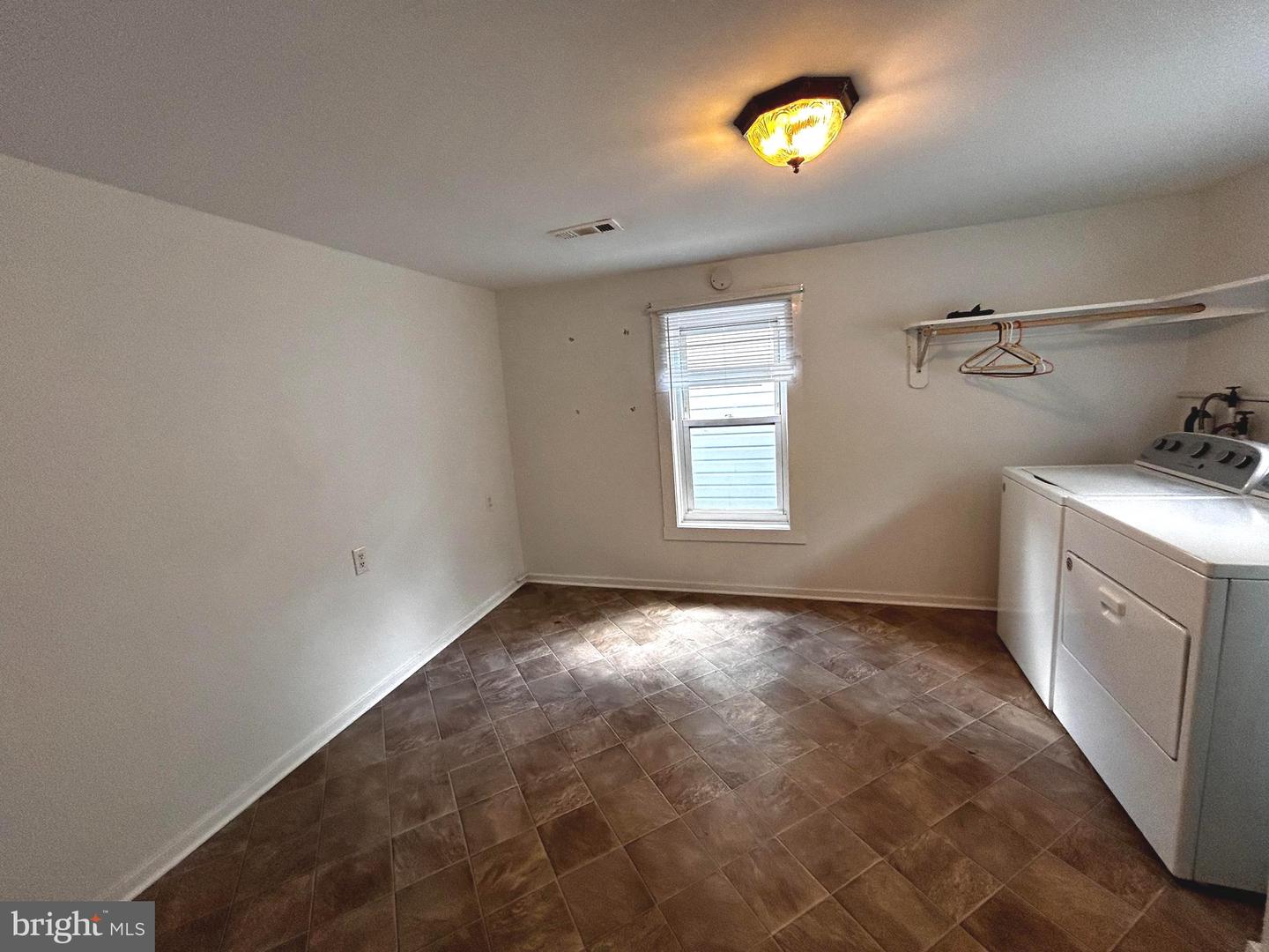 703 WHITE OAK RD, WHITE POST, Virginia 22663, 2 Bedrooms Bedrooms, ,1 BathroomBathrooms,Residential,For sale,703 WHITE OAK RD,VAFV2038346 MLS # VAFV2038346