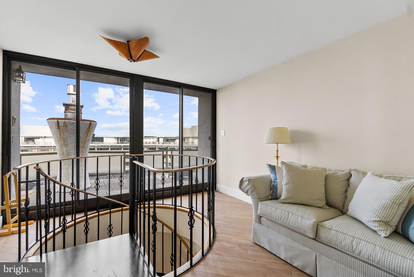 700 NEW HAMPSHIRE AVE NW #1512, WASHINGTON, District Of Columbia 20037, 1 Bedroom Bedrooms, ,1 BathroomBathrooms,Residential,For sale,700 NEW HAMPSHIRE AVE NW #1512,DCDC2235564 MLS # DCDC2235564