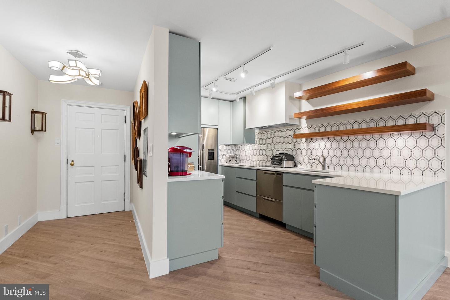 700 NEW HAMPSHIRE AVE NW #1512, WASHINGTON, District Of Columbia 20037, 1 Bedroom Bedrooms, ,1 BathroomBathrooms,Residential,For sale,700 NEW HAMPSHIRE AVE NW #1512,DCDC2235564 MLS # DCDC2235564