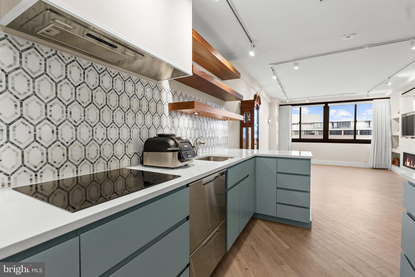 700 NEW HAMPSHIRE AVE NW #1512, WASHINGTON, District Of Columbia 20037, 1 Bedroom Bedrooms, ,1 BathroomBathrooms,Residential,For sale,700 NEW HAMPSHIRE AVE NW #1512,DCDC2235564 MLS # DCDC2235564