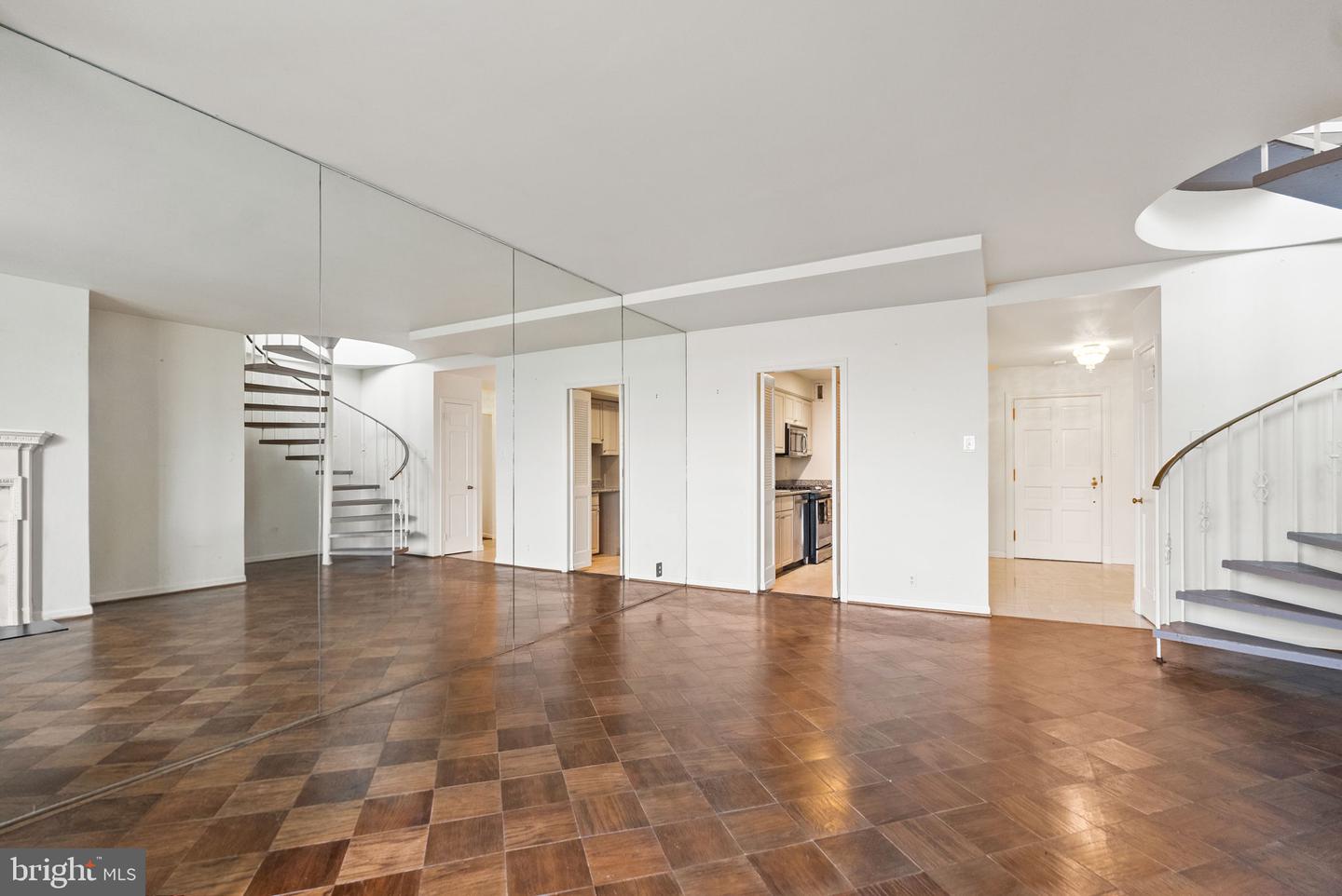 700 NEW HAMPSHIRE AVE NW #1514, WASHINGTON, District Of Columbia 20037, 1 Bedroom Bedrooms, ,1 BathroomBathrooms,Residential,For sale,700 NEW HAMPSHIRE AVE NW #1514,DCDC2235566 MLS # DCDC2235566