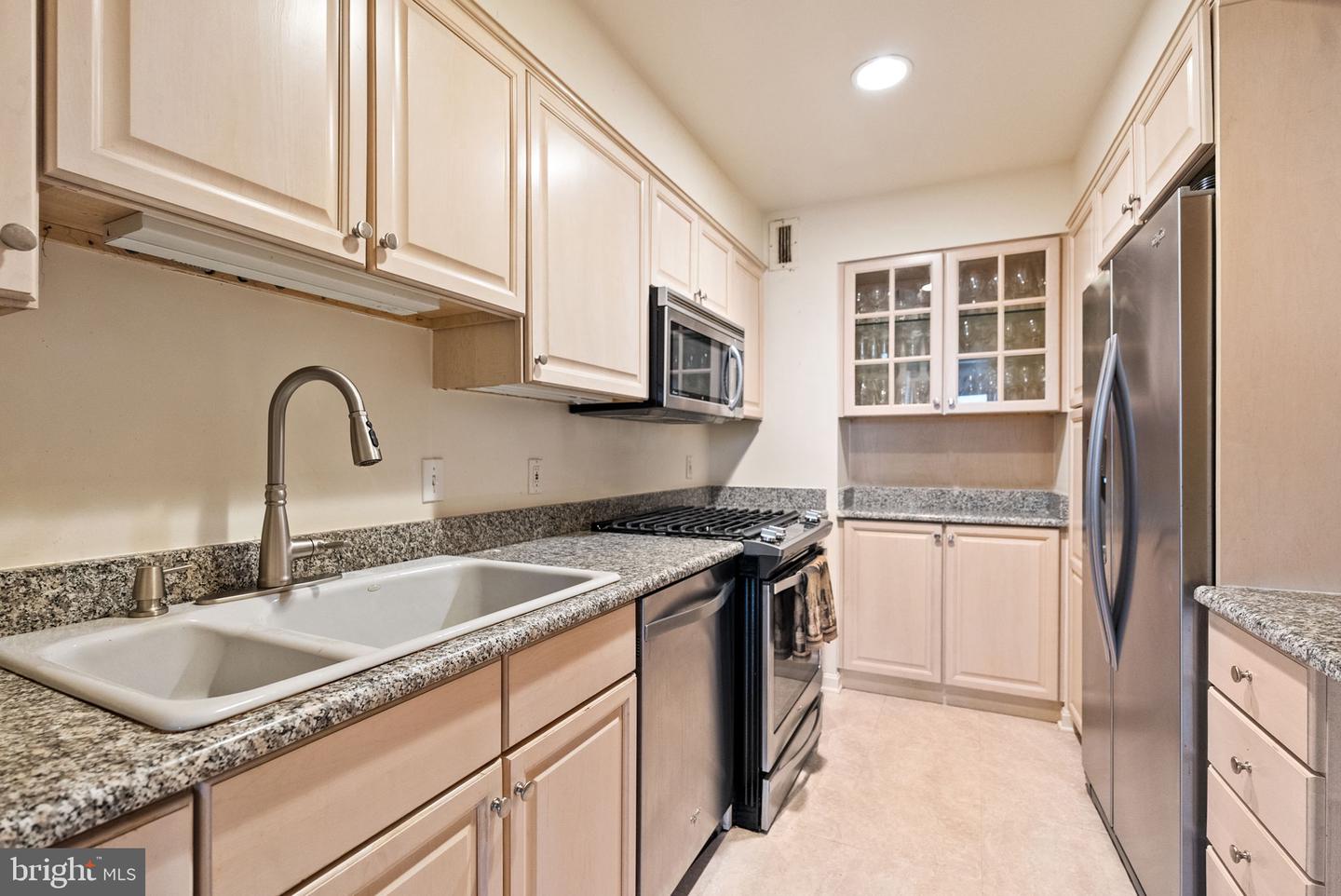700 NEW HAMPSHIRE AVE NW #1514, WASHINGTON, District Of Columbia 20037, 1 Bedroom Bedrooms, ,1 BathroomBathrooms,Residential,For sale,700 NEW HAMPSHIRE AVE NW #1514,DCDC2235566 MLS # DCDC2235566