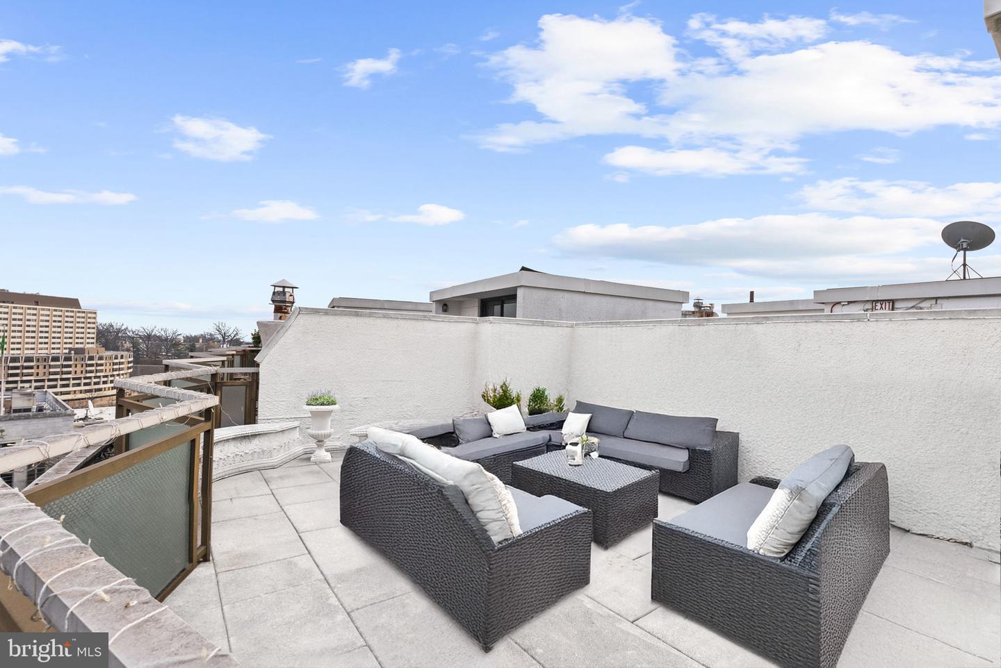 700 NEW HAMPSHIRE AVE NW #1514, WASHINGTON, District Of Columbia 20037, 1 Bedroom Bedrooms, ,1 BathroomBathrooms,Residential,For sale,700 NEW HAMPSHIRE AVE NW #1514,DCDC2235566 MLS # DCDC2235566