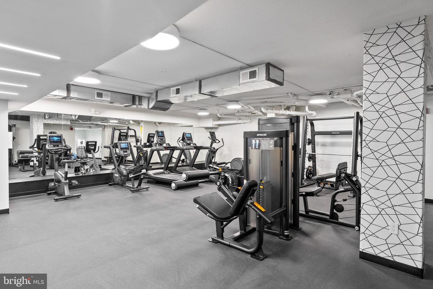 700 NEW HAMPSHIRE AVE NW #1514, WASHINGTON, District Of Columbia 20037, 1 Bedroom Bedrooms, ,1 BathroomBathrooms,Residential,For sale,700 NEW HAMPSHIRE AVE NW #1514,DCDC2235566 MLS # DCDC2235566