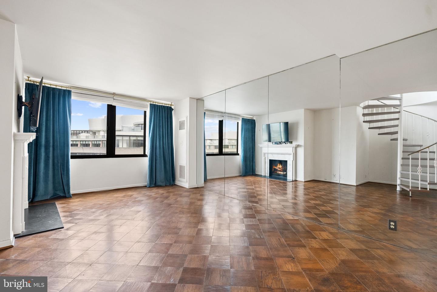 700 NEW HAMPSHIRE AVE NW #1514, WASHINGTON, District Of Columbia 20037, 1 Bedroom Bedrooms, ,1 BathroomBathrooms,Residential,For sale,700 NEW HAMPSHIRE AVE NW #1514,DCDC2235566 MLS # DCDC2235566