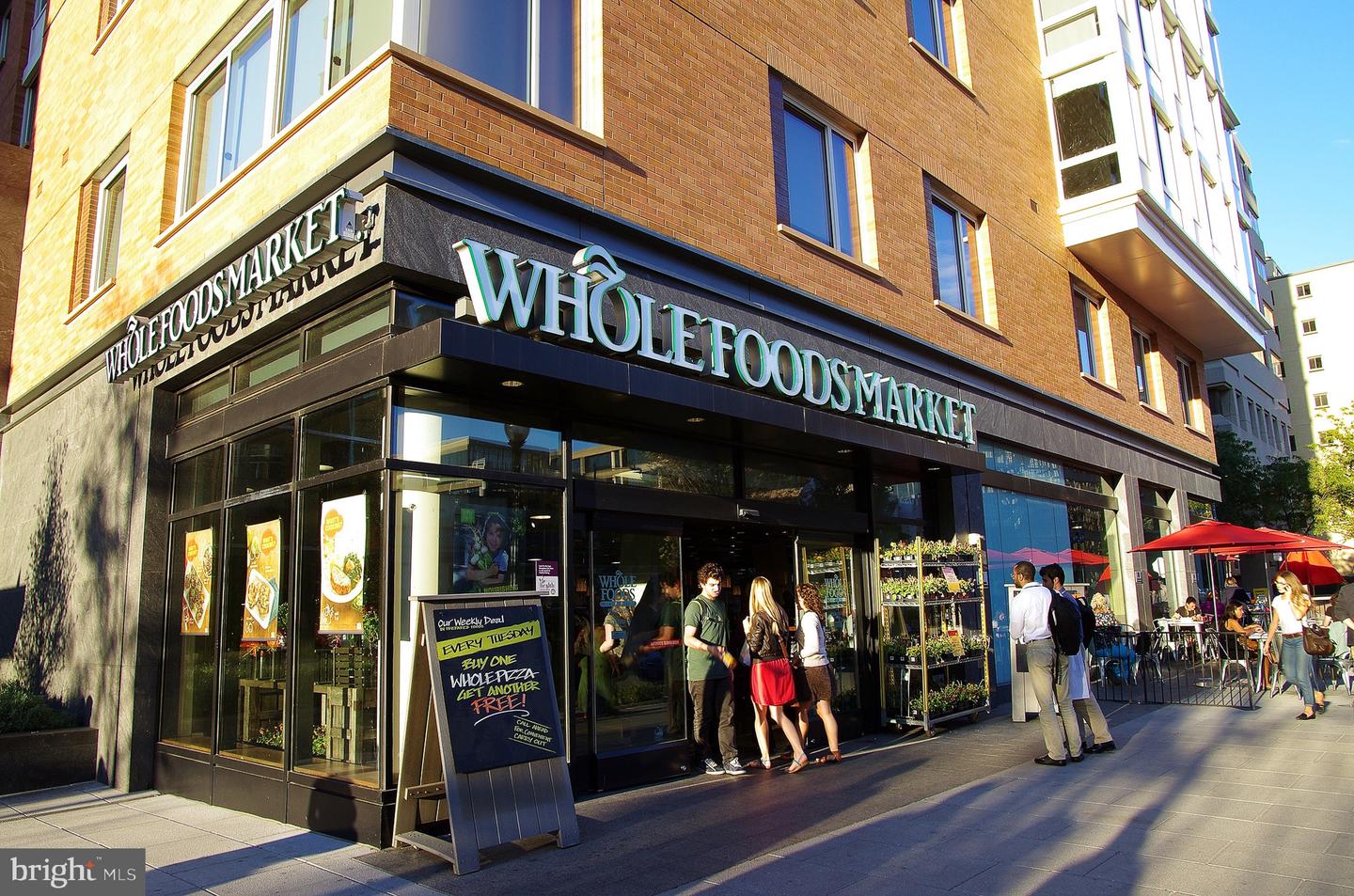 700 NEW HAMPSHIRE AVE NW #1514, WASHINGTON, District Of Columbia 20037, 1 Bedroom Bedrooms, ,1 BathroomBathrooms,Residential,For sale,700 NEW HAMPSHIRE AVE NW #1514,DCDC2235566 MLS # DCDC2235566