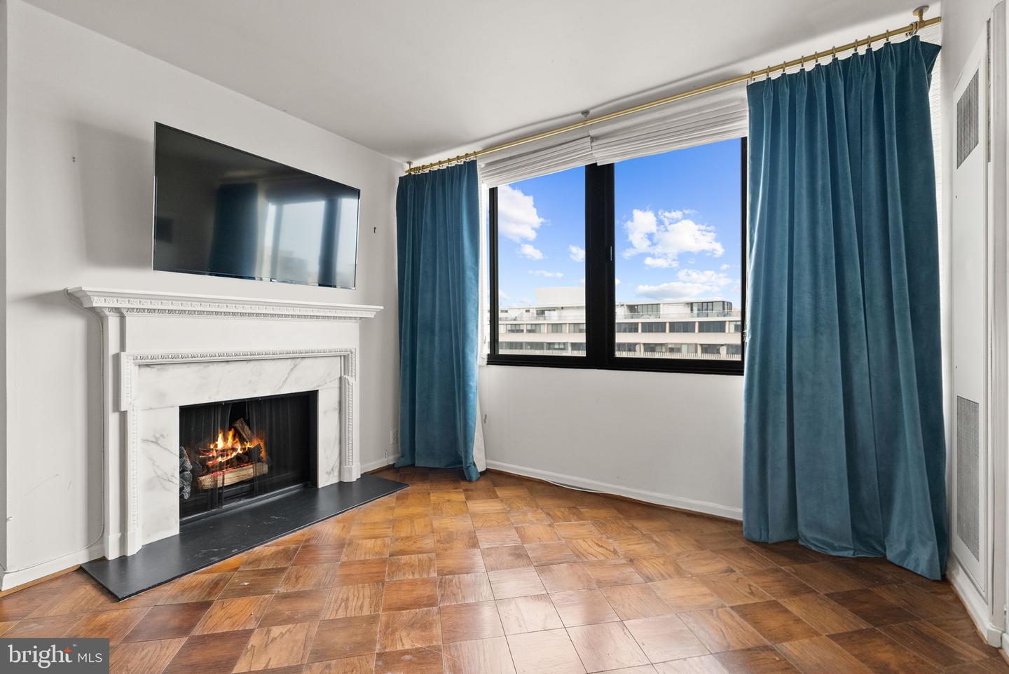 700 NEW HAMPSHIRE AVE NW #1514, WASHINGTON, District Of Columbia 20037, 1 Bedroom Bedrooms, ,1 BathroomBathrooms,Residential,For sale,700 NEW HAMPSHIRE AVE NW #1514,DCDC2235566 MLS # DCDC2235566