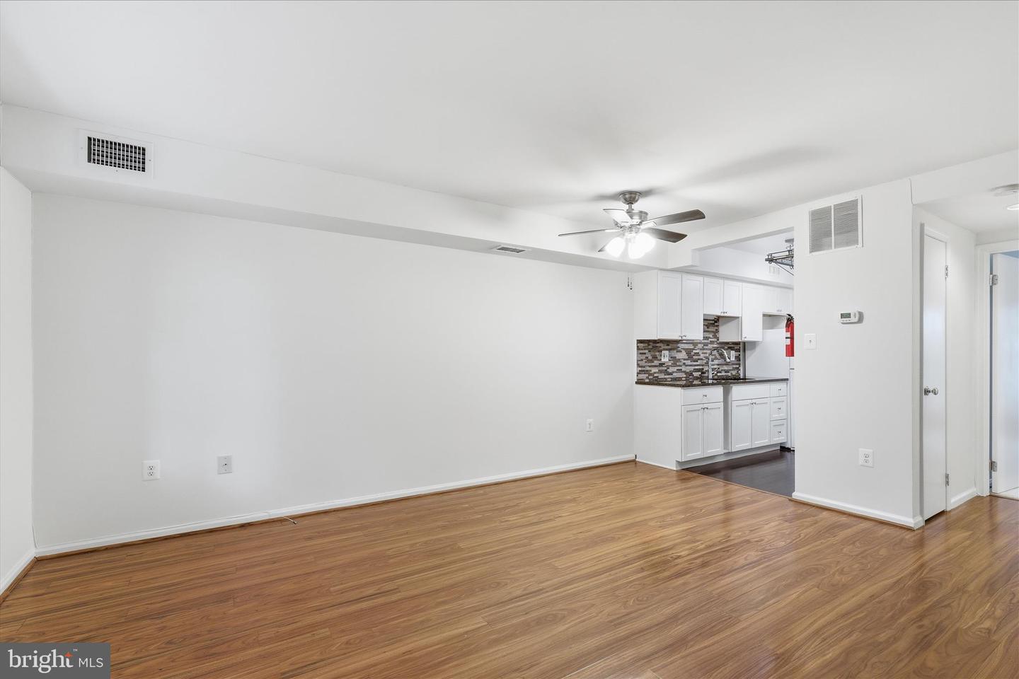 2586-E S ARLINGTON MILL DR #E, ARLINGTON, Virginia 22206, 1 Bedroom Bedrooms, ,1 BathroomBathrooms,Residential,For sale,2586-E S ARLINGTON MILL DR #E,VAAR2067120 MLS # VAAR2067120