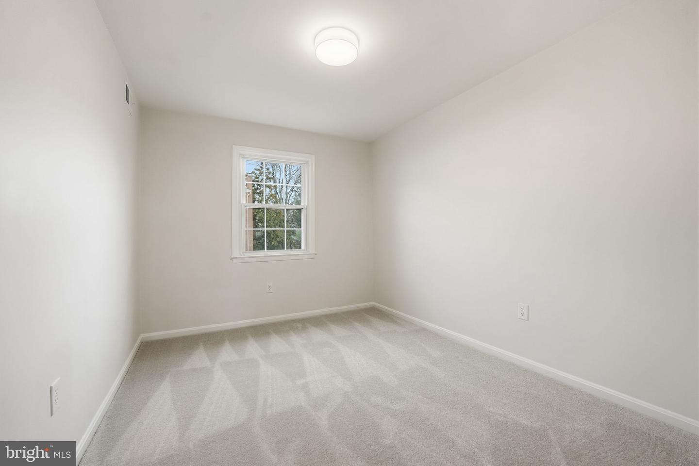 4563 AIRLIE WAY, ANNANDALE, Virginia 22003, 3 Bedrooms Bedrooms, ,3 BathroomsBathrooms,Residential,For sale,4563 AIRLIE WAY,VAFX2284294 MLS # VAFX2284294