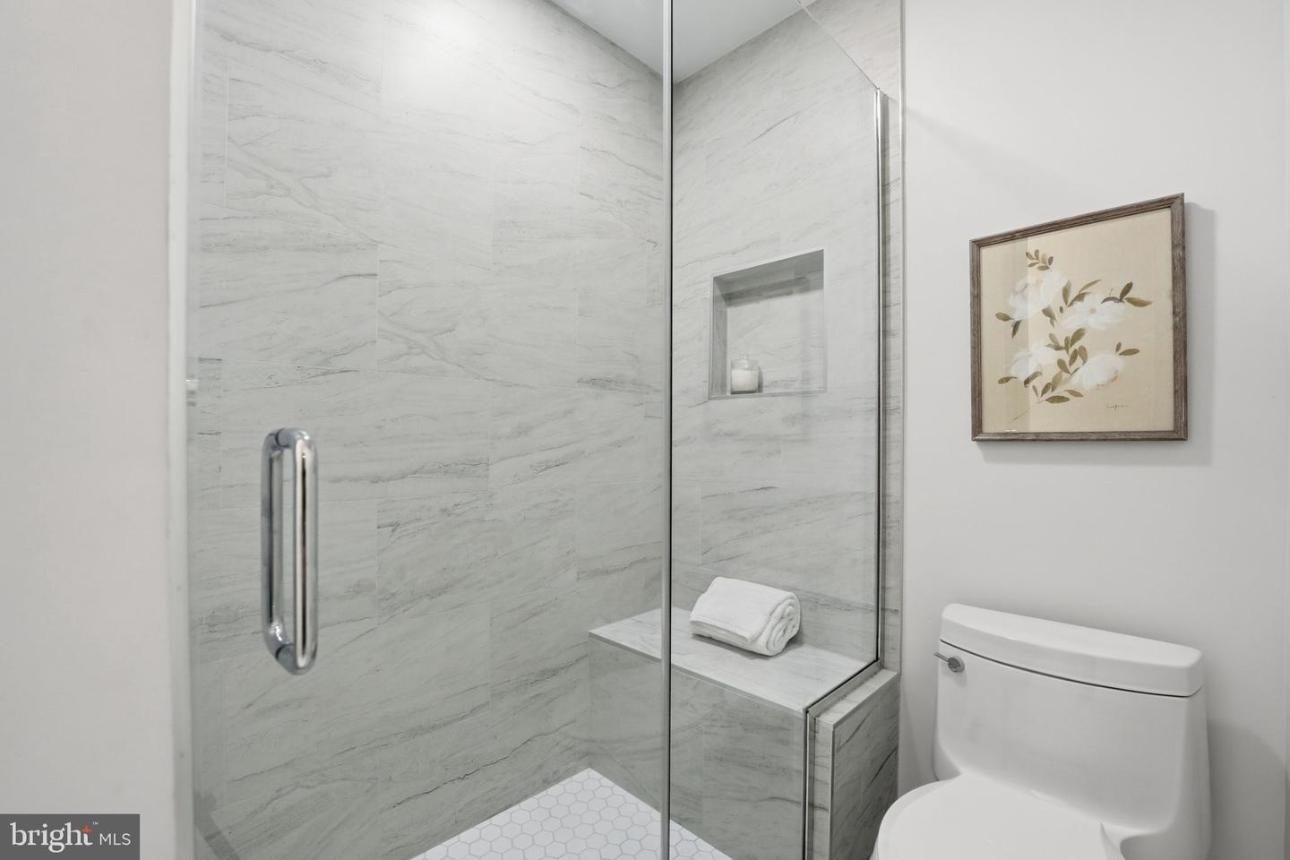 4563 AIRLIE WAY, ANNANDALE, Virginia 22003, 3 Bedrooms Bedrooms, ,3 BathroomsBathrooms,Residential,For sale,4563 AIRLIE WAY,VAFX2284294 MLS # VAFX2284294