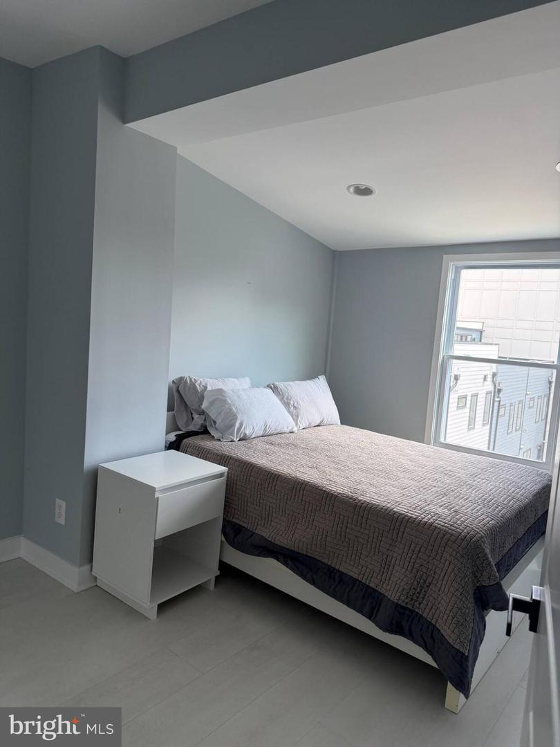 706 NW LONGFELLOW ST NW, WASHINGTON, District Of Columbia 20011, 4 Bedrooms Bedrooms, 8 Rooms Rooms,3 BathroomsBathrooms,Residential,For sale,706 NW LONGFELLOW ST NW,DCDC2240180 MLS # DCDC2240180