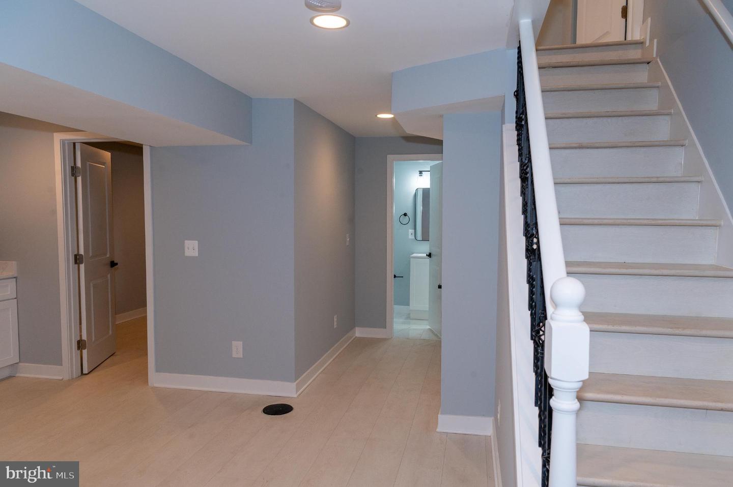 706 NW LONGFELLOW ST NW, WASHINGTON, District Of Columbia 20011, 4 Bedrooms Bedrooms, 8 Rooms Rooms,3 BathroomsBathrooms,Residential,For sale,706 NW LONGFELLOW ST NW,DCDC2240180 MLS # DCDC2240180