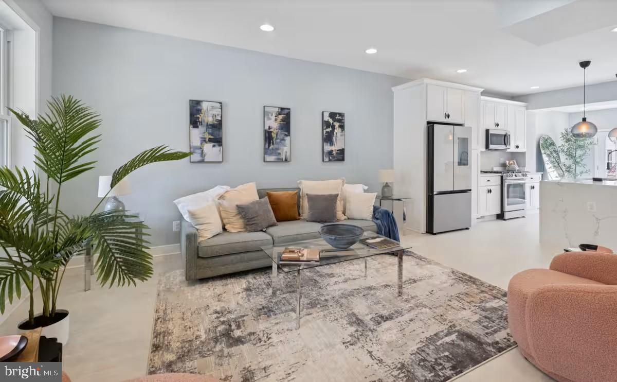 706 NW LONGFELLOW ST NW, WASHINGTON, District Of Columbia 20011, 4 Bedrooms Bedrooms, 8 Rooms Rooms,3 BathroomsBathrooms,Residential,For sale,706 NW LONGFELLOW ST NW,DCDC2240180 MLS # DCDC2240180