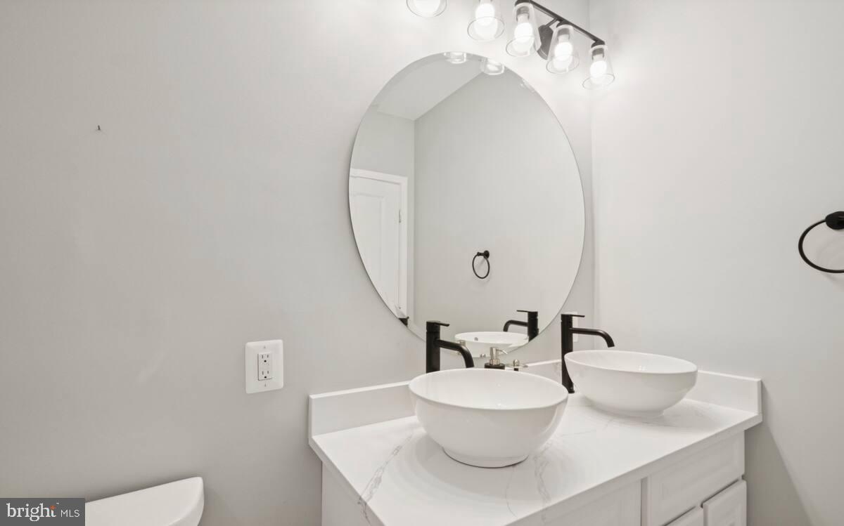 706 NW LONGFELLOW ST NW, WASHINGTON, District Of Columbia 20011, 4 Bedrooms Bedrooms, 8 Rooms Rooms,3 BathroomsBathrooms,Residential,For sale,706 NW LONGFELLOW ST NW,DCDC2240180 MLS # DCDC2240180