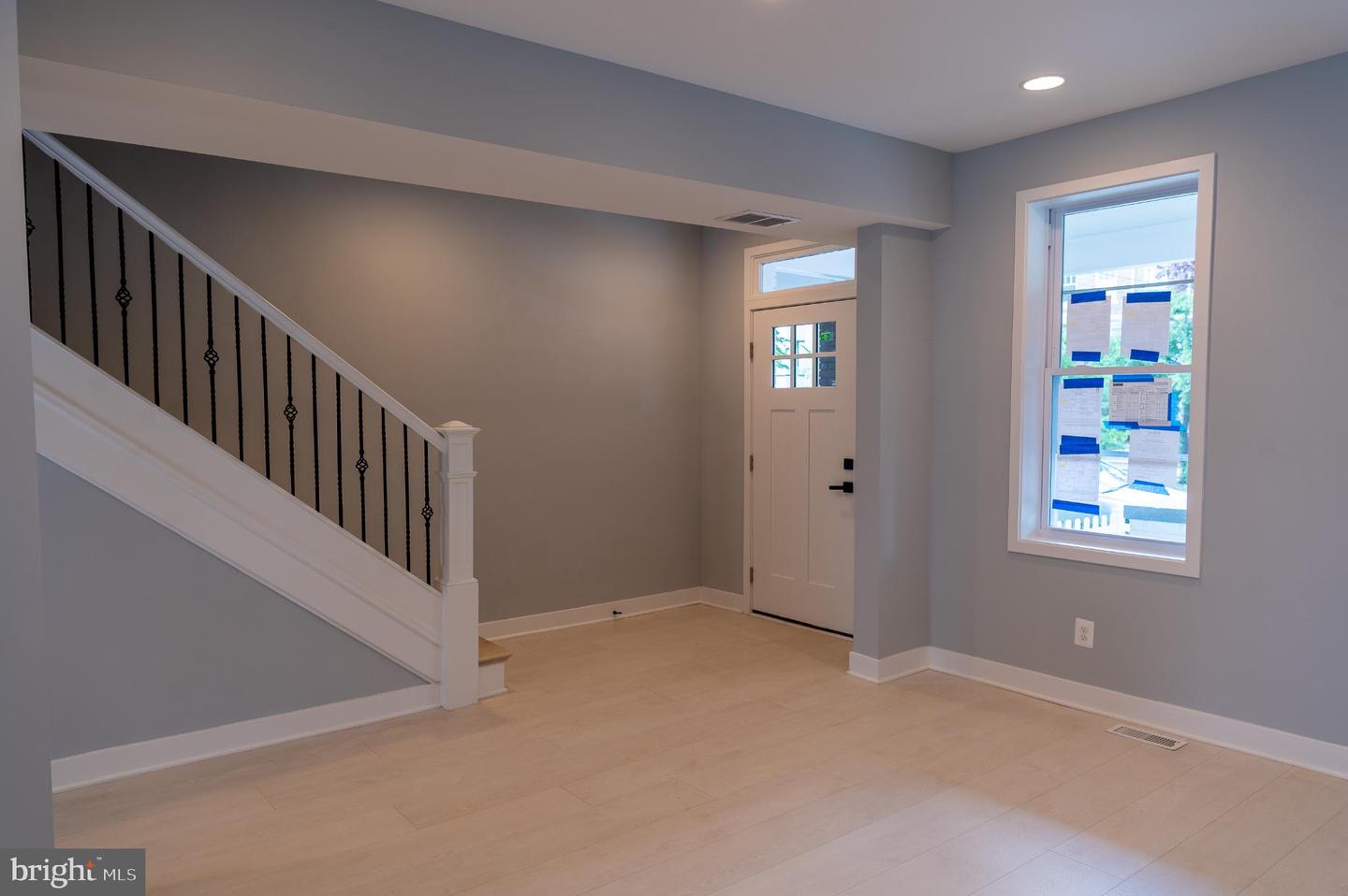 706 NW LONGFELLOW ST NW, WASHINGTON, District Of Columbia 20011, 4 Bedrooms Bedrooms, 8 Rooms Rooms,3 BathroomsBathrooms,Residential,For sale,706 NW LONGFELLOW ST NW,DCDC2240180 MLS # DCDC2240180