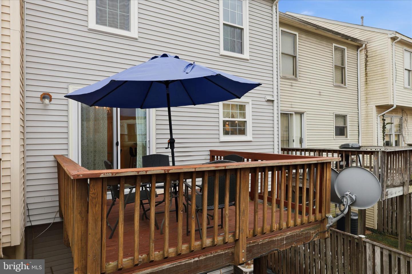 5820 WATERMARK CIR, CENTREVILLE, Virginia 20120, 3 Bedrooms Bedrooms, ,3 BathroomsBathrooms,Residential,For sale,5820 WATERMARK CIR,VAFX2284950 MLS # VAFX2284950