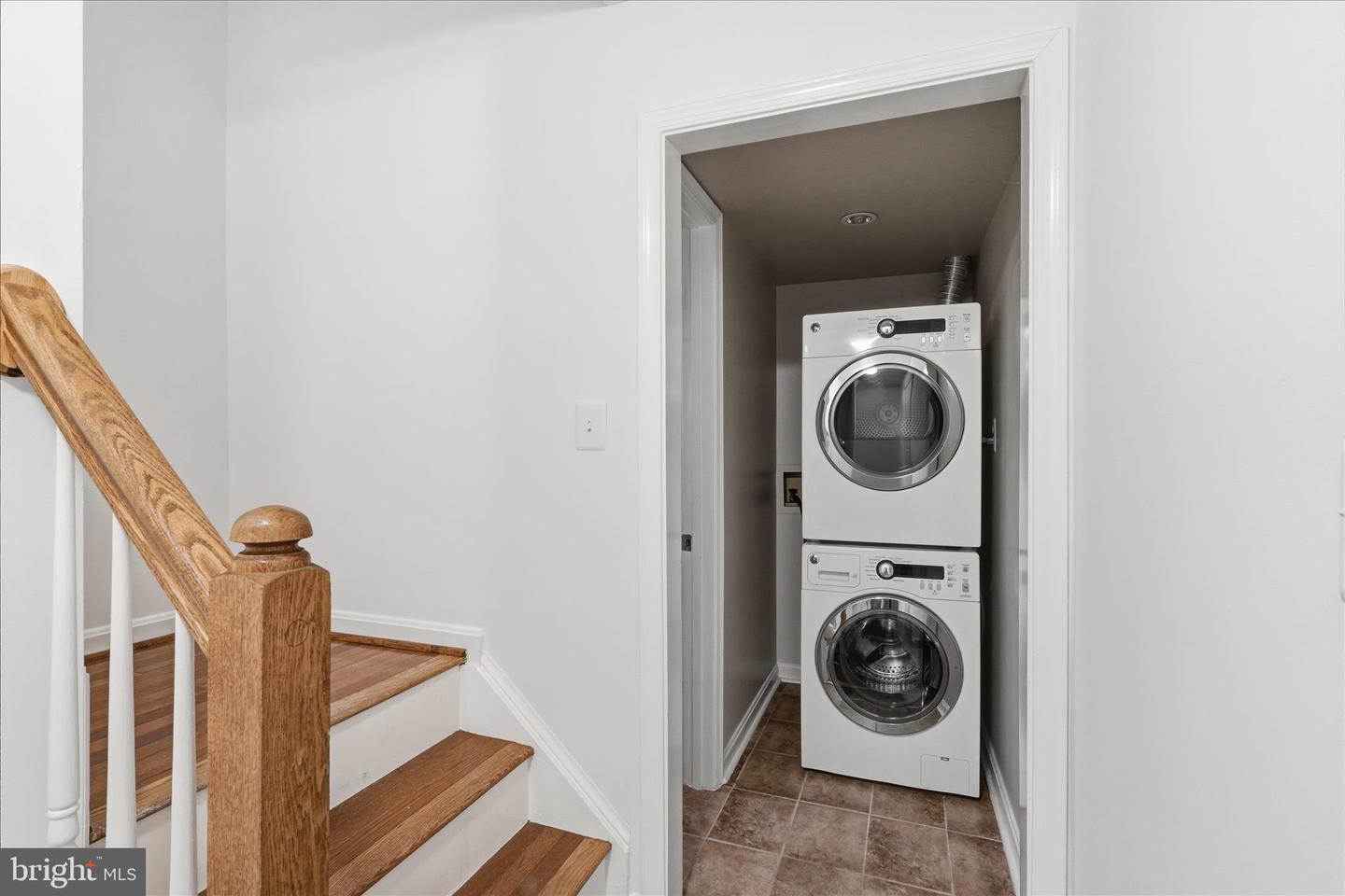 5820 WATERMARK CIR, CENTREVILLE, Virginia 20120, 3 Bedrooms Bedrooms, ,3 BathroomsBathrooms,Residential,For sale,5820 WATERMARK CIR,VAFX2284950 MLS # VAFX2284950