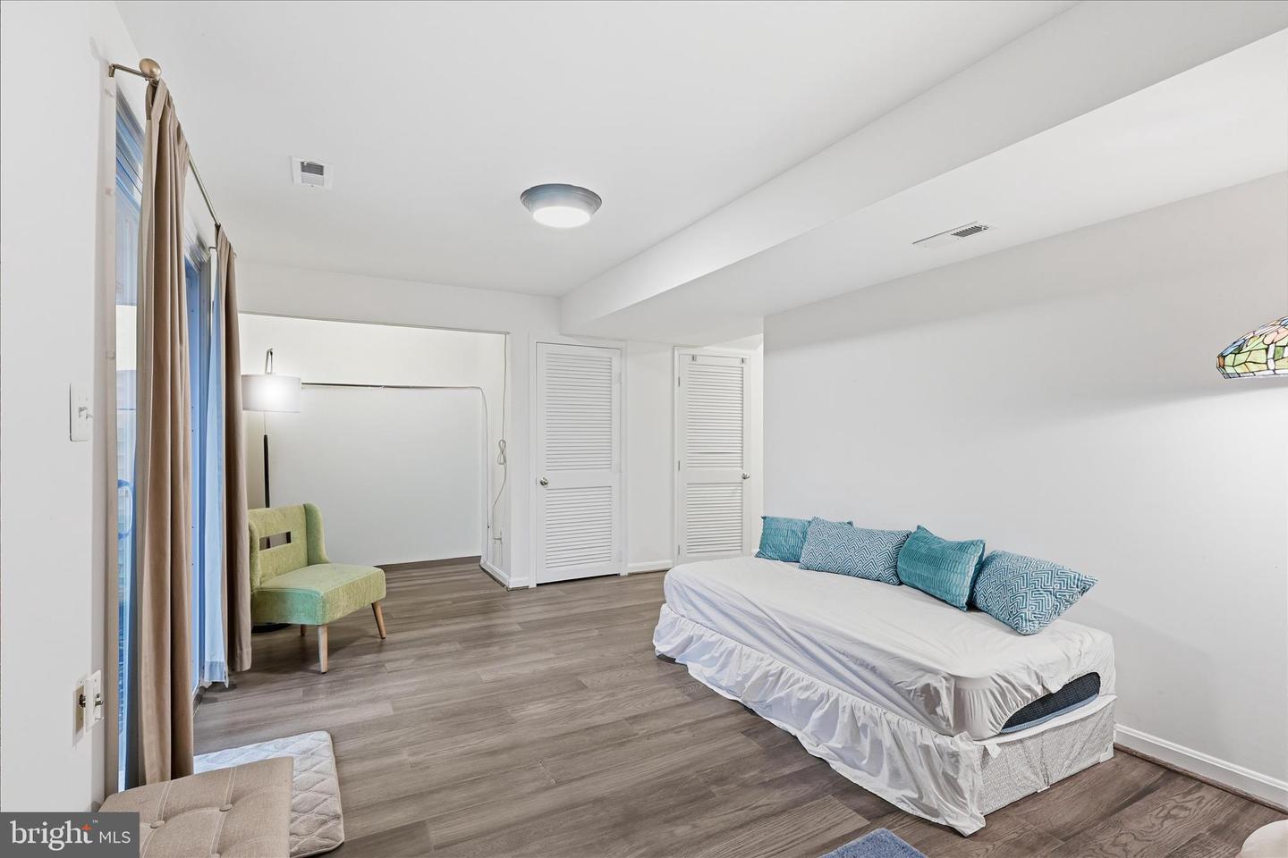 5820 WATERMARK CIR, CENTREVILLE, Virginia 20120, 3 Bedrooms Bedrooms, ,3 BathroomsBathrooms,Residential,For sale,5820 WATERMARK CIR,VAFX2284950 MLS # VAFX2284950