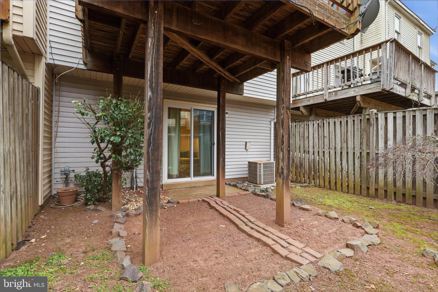 5820 WATERMARK CIR, CENTREVILLE, Virginia 20120, 3 Bedrooms Bedrooms, ,3 BathroomsBathrooms,Residential,For sale,5820 WATERMARK CIR,VAFX2284950 MLS # VAFX2284950