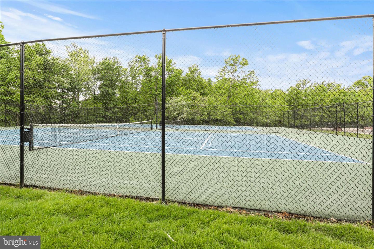 5820 WATERMARK CIR, CENTREVILLE, Virginia 20120, 3 Bedrooms Bedrooms, ,3 BathroomsBathrooms,Residential,For sale,5820 WATERMARK CIR,VAFX2284950 MLS # VAFX2284950