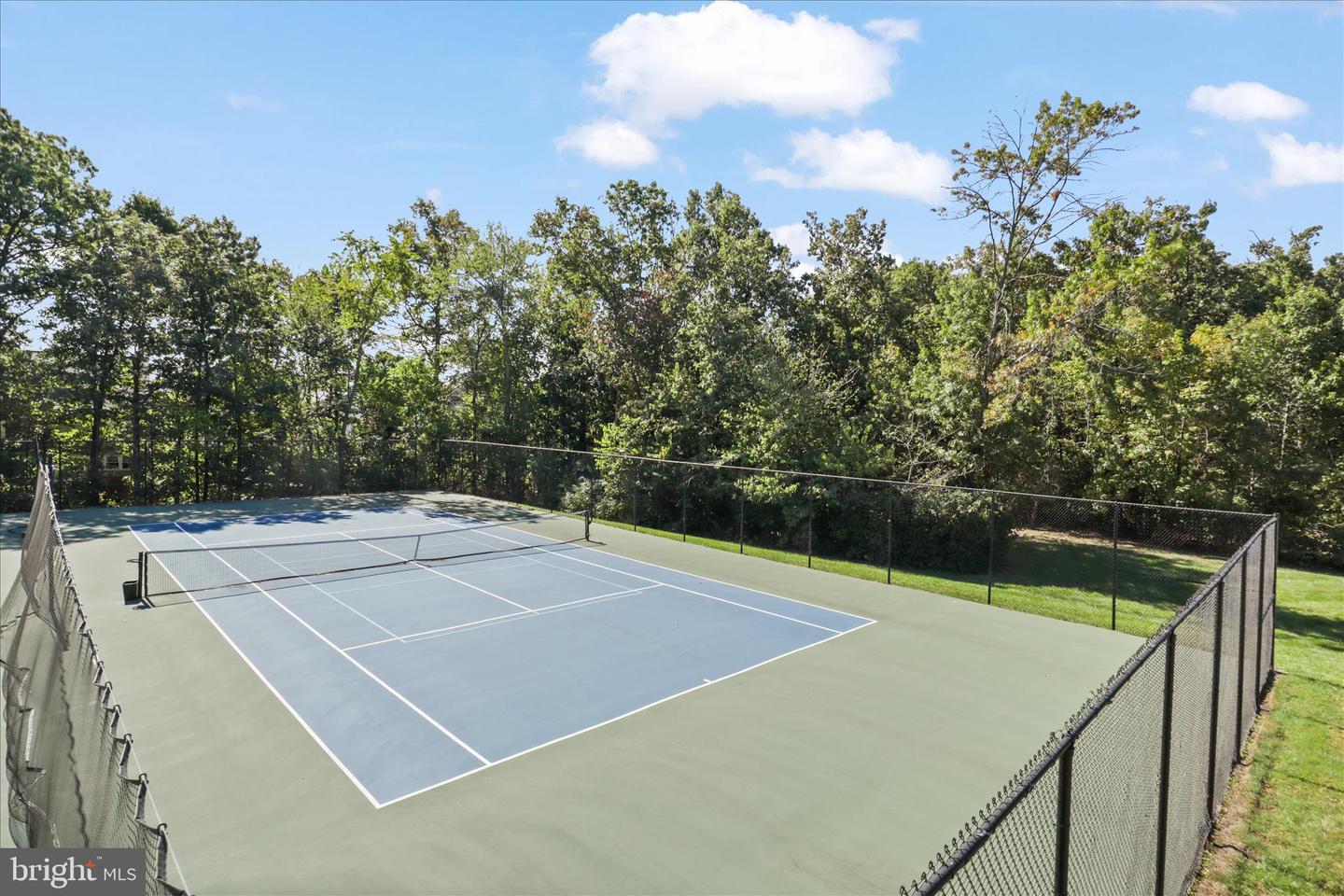 5820 WATERMARK CIR, CENTREVILLE, Virginia 20120, 3 Bedrooms Bedrooms, ,3 BathroomsBathrooms,Residential,For sale,5820 WATERMARK CIR,VAFX2284950 MLS # VAFX2284950