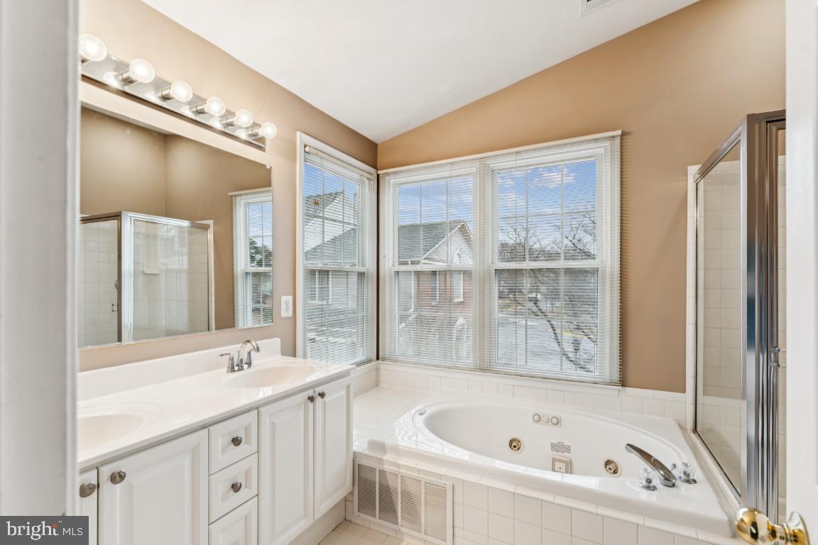 6251 WINDHAM HILL RUN, ALEXANDRIA, Virginia 22315, 3 Bedrooms Bedrooms, ,3 BathroomsBathrooms,Residential,For sale,6251 WINDHAM HILL RUN,VAFX2285366 MLS # VAFX2285366