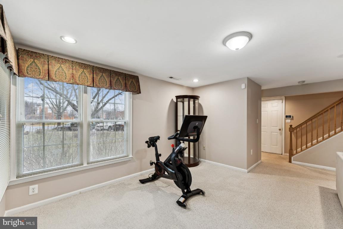 6251 WINDHAM HILL RUN, ALEXANDRIA, Virginia 22315, 3 Bedrooms Bedrooms, ,3 BathroomsBathrooms,Residential,For sale,6251 WINDHAM HILL RUN,VAFX2285366 MLS # VAFX2285366