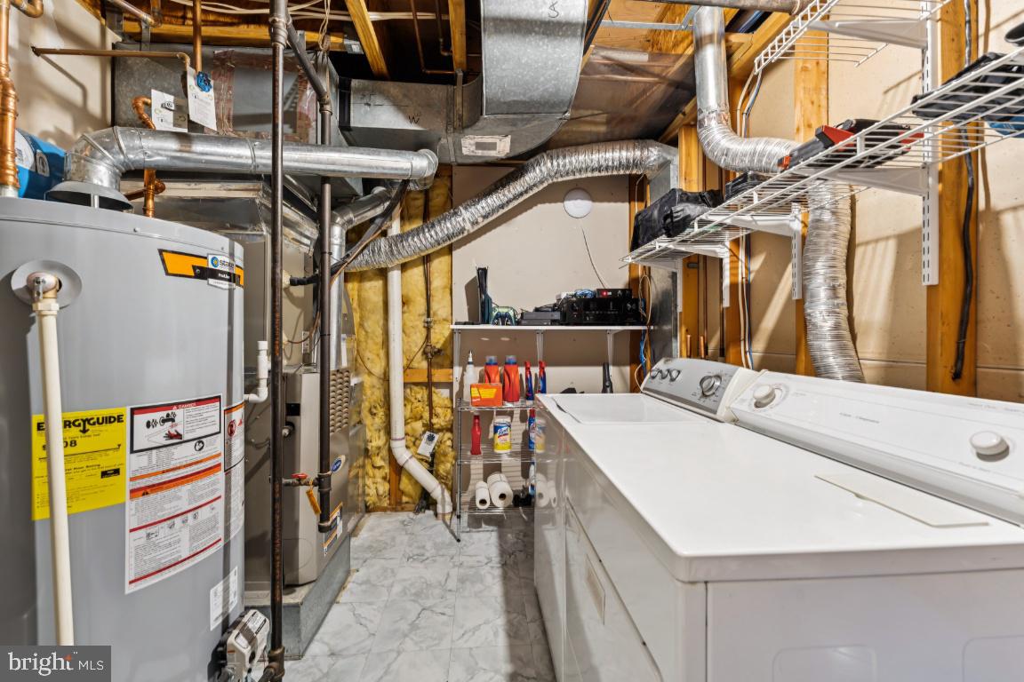 6251 WINDHAM HILL RUN, ALEXANDRIA, Virginia 22315, 3 Bedrooms Bedrooms, ,3 BathroomsBathrooms,Residential,For sale,6251 WINDHAM HILL RUN,VAFX2285366 MLS # VAFX2285366