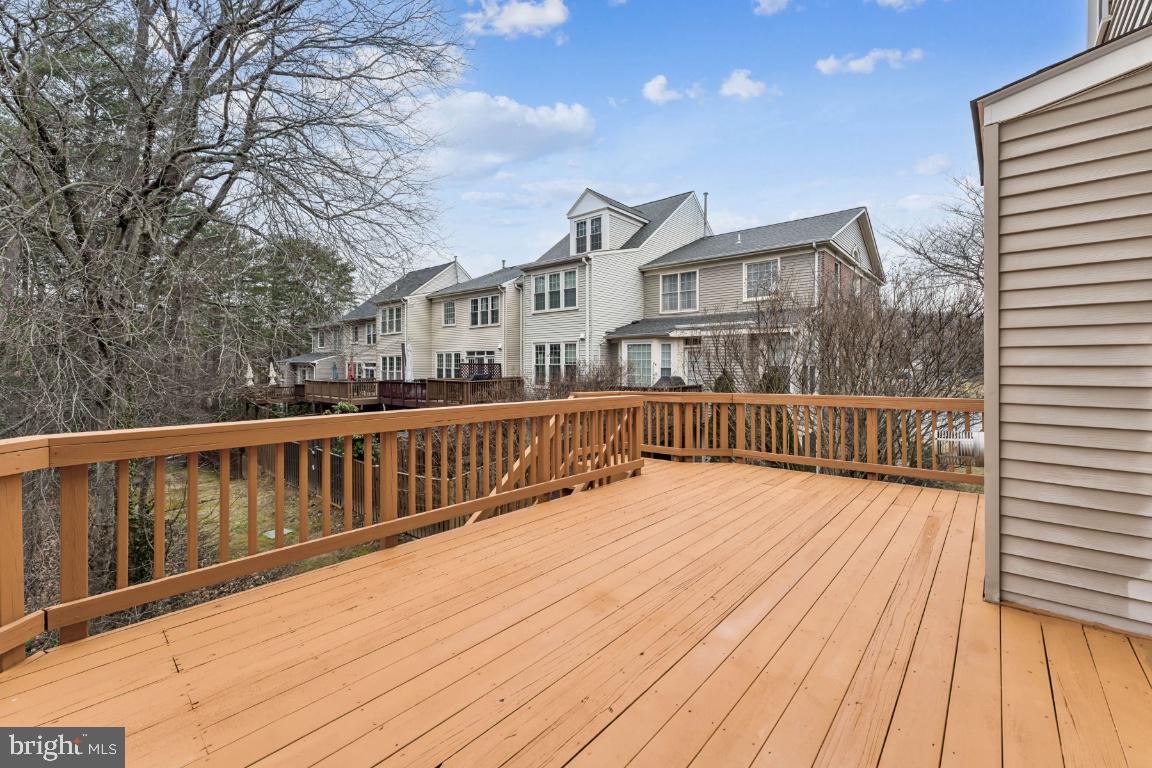 6251 WINDHAM HILL RUN, ALEXANDRIA, Virginia 22315, 3 Bedrooms Bedrooms, ,3 BathroomsBathrooms,Residential,For sale,6251 WINDHAM HILL RUN,VAFX2285366 MLS # VAFX2285366