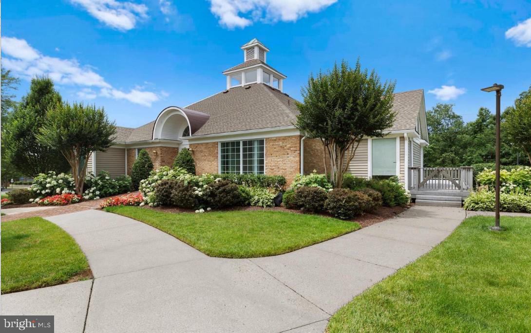 6251 WINDHAM HILL RUN, ALEXANDRIA, Virginia 22315, 3 Bedrooms Bedrooms, ,3 BathroomsBathrooms,Residential,For sale,6251 WINDHAM HILL RUN,VAFX2285366 MLS # VAFX2285366