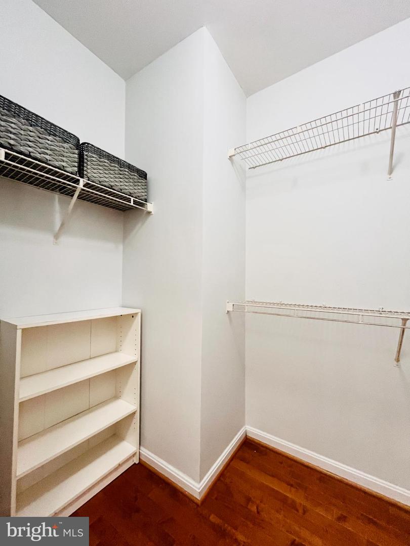 4860 EISENHOWER AVE #484, ALEXANDRIA, Virginia 22304, 2 Bedrooms Bedrooms, 4 Rooms Rooms,2 BathroomsBathrooms,Residential,For sale,4860 EISENHOWER AVE #484,VAAX2053124 MLS # VAAX2053124