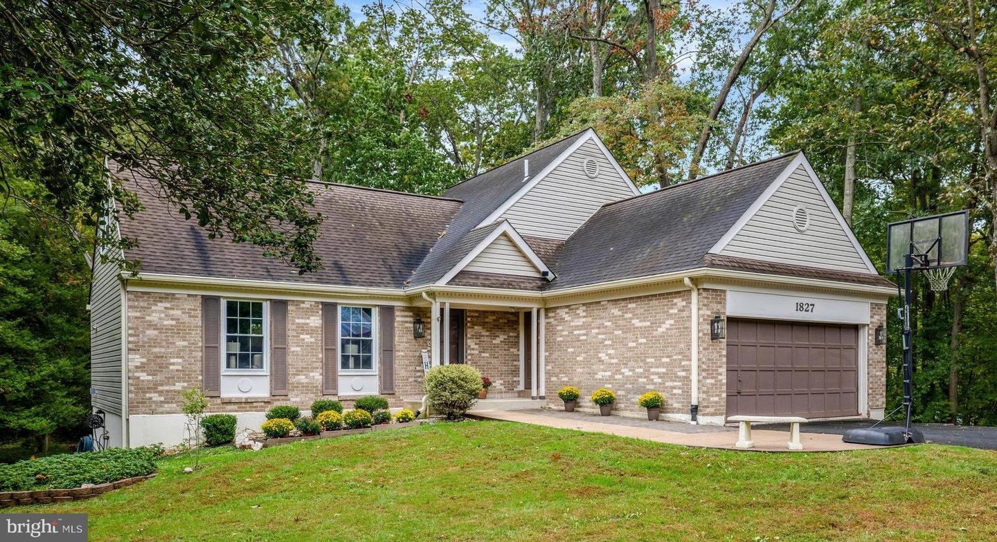 1827 POST OAK TRL, RESTON, Virginia 20191, 5 Bedrooms Bedrooms, ,3 BathroomsBathrooms,Residential,For sale,1827 POST OAK TRL,VAFX2285670 MLS # VAFX2285670