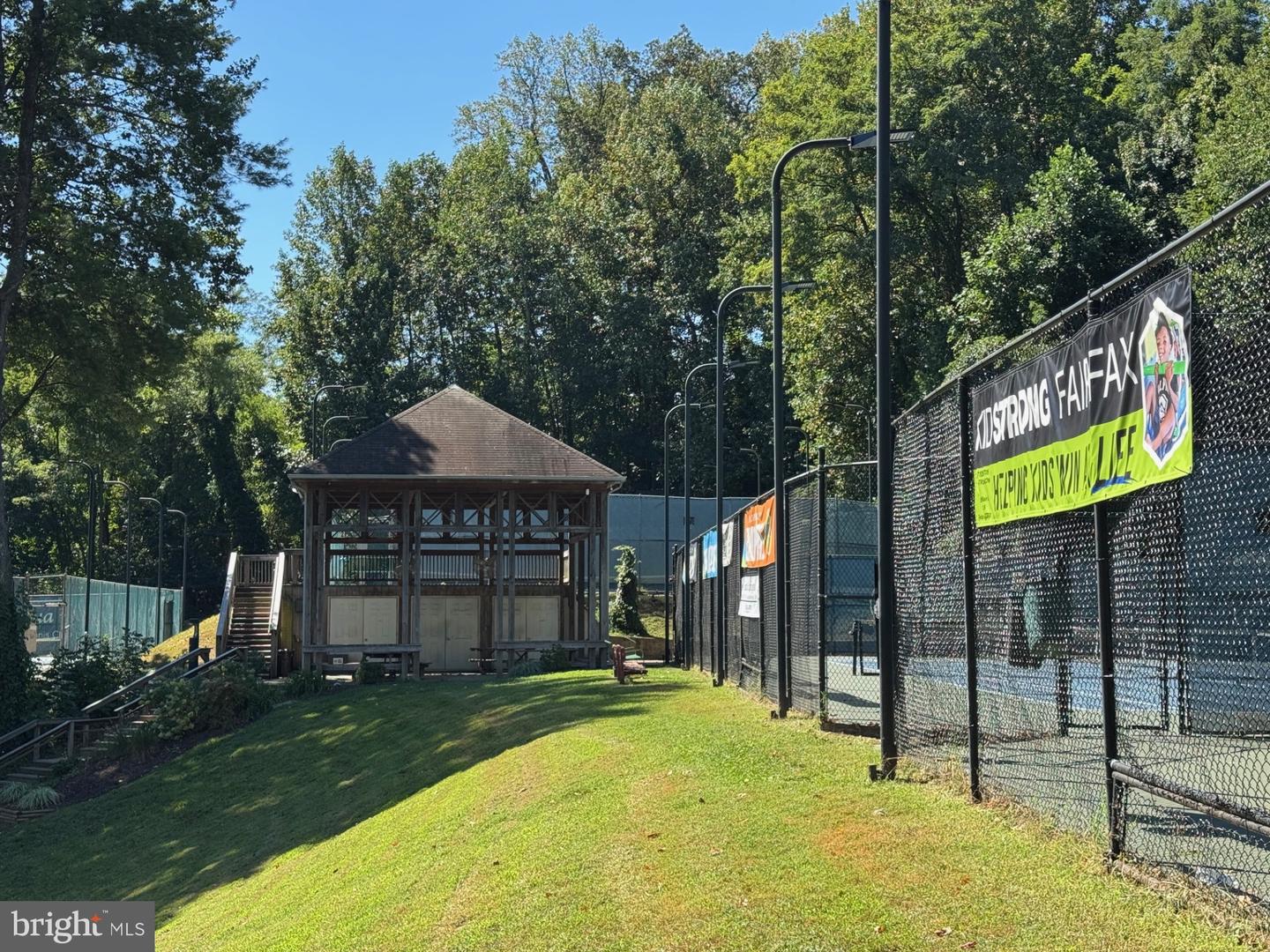 3300 PRINCE WILLIAM DR, FAIRFAX, Virginia 22031, 4 Bedrooms Bedrooms, ,2 BathroomsBathrooms,Residential,For sale,3300 PRINCE WILLIAM DR,VAFX2285674 MLS # VAFX2285674