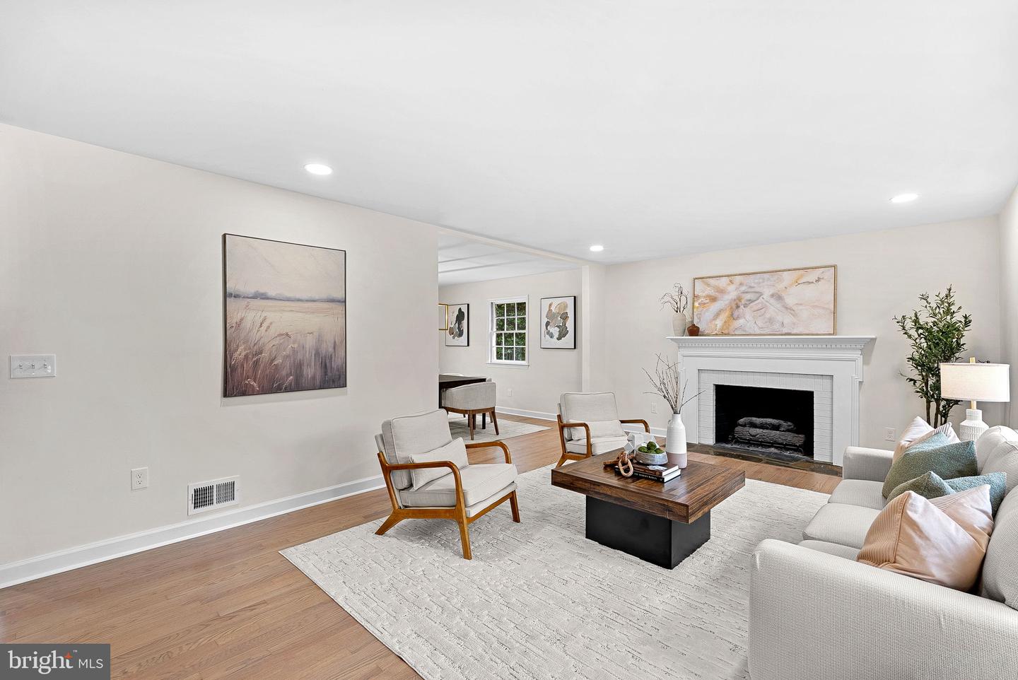 3313 MILL SPRINGS DR, FAIRFAX, Virginia 22031, 5 Bedrooms Bedrooms, ,3 BathroomsBathrooms,Residential,For sale,3313 MILL SPRINGS DR,VAFX2285728 MLS # VAFX2285728