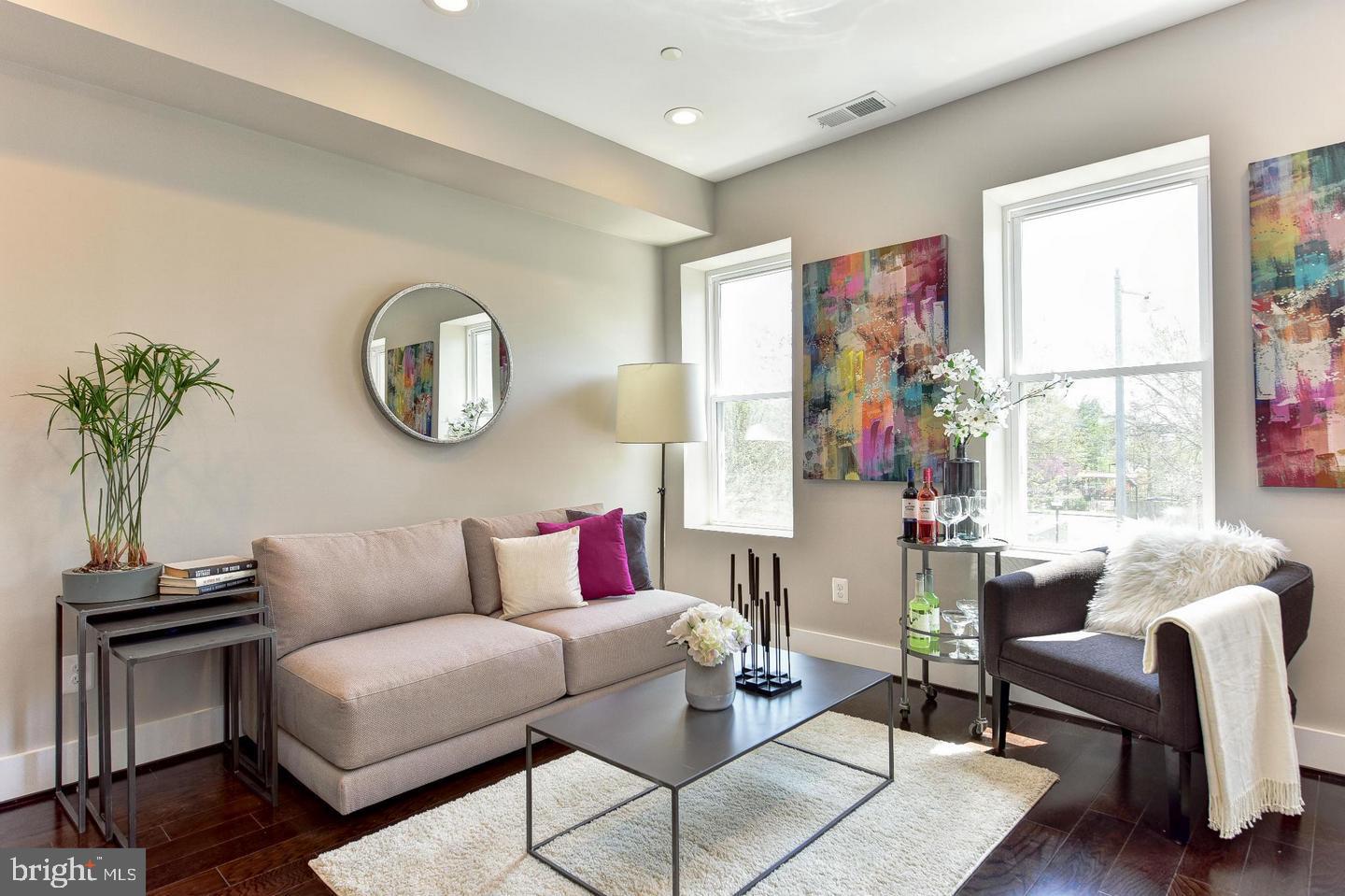 1453 GIRARD ST NW #3, WASHINGTON, District Of Columbia 20009, 2 Bedrooms Bedrooms, ,2 BathroomsBathrooms,Residential,For sale,1453 GIRARD ST NW #3,DCDC2241610 MLS # DCDC2241610