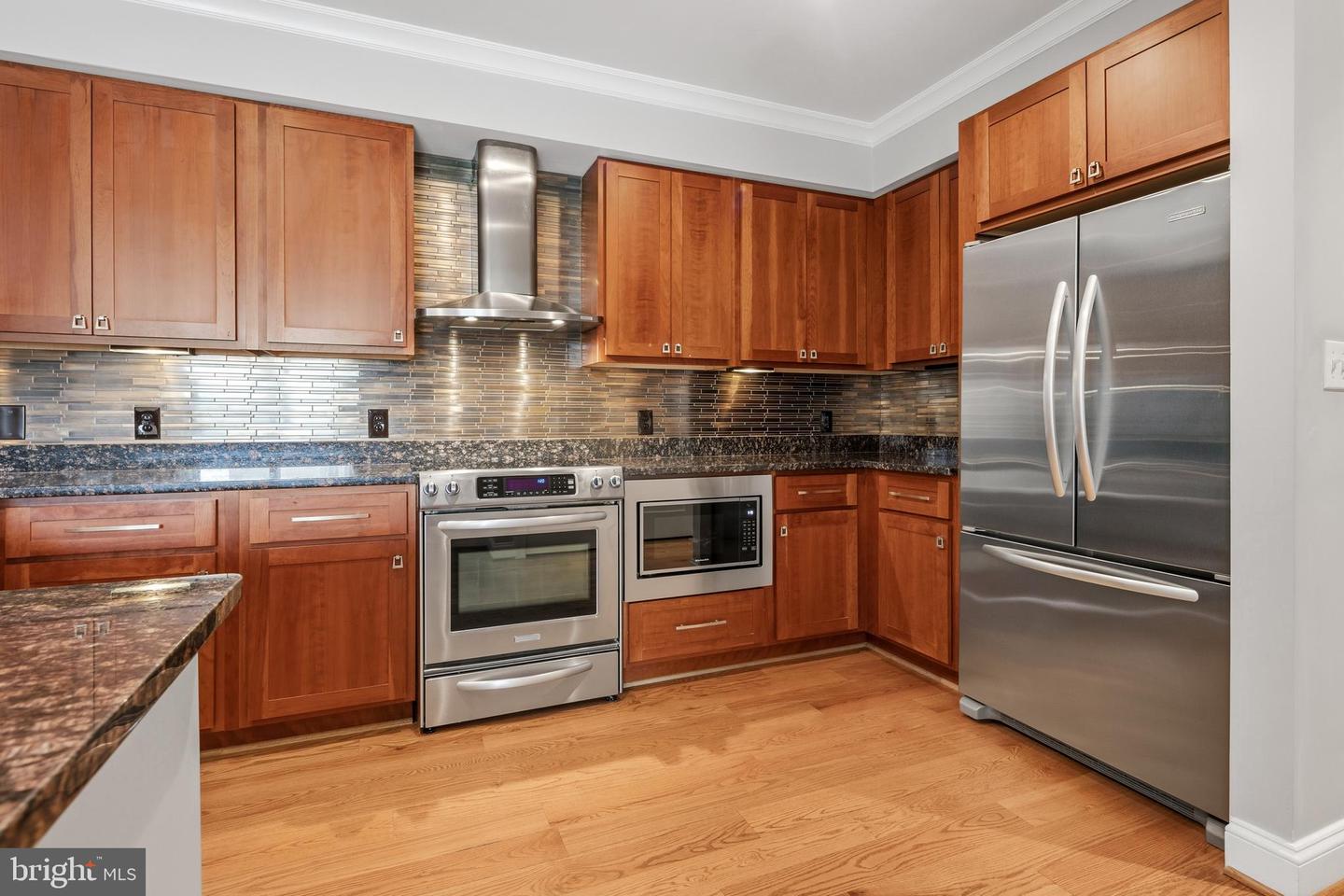 3131 9TH RD N #44, ARLINGTON, Virginia 22201, 2 Bedrooms Bedrooms, ,2 BathroomsBathrooms,Residential,For sale,3131 9TH RD N #44,VAAR2067820 MLS # VAAR2067820