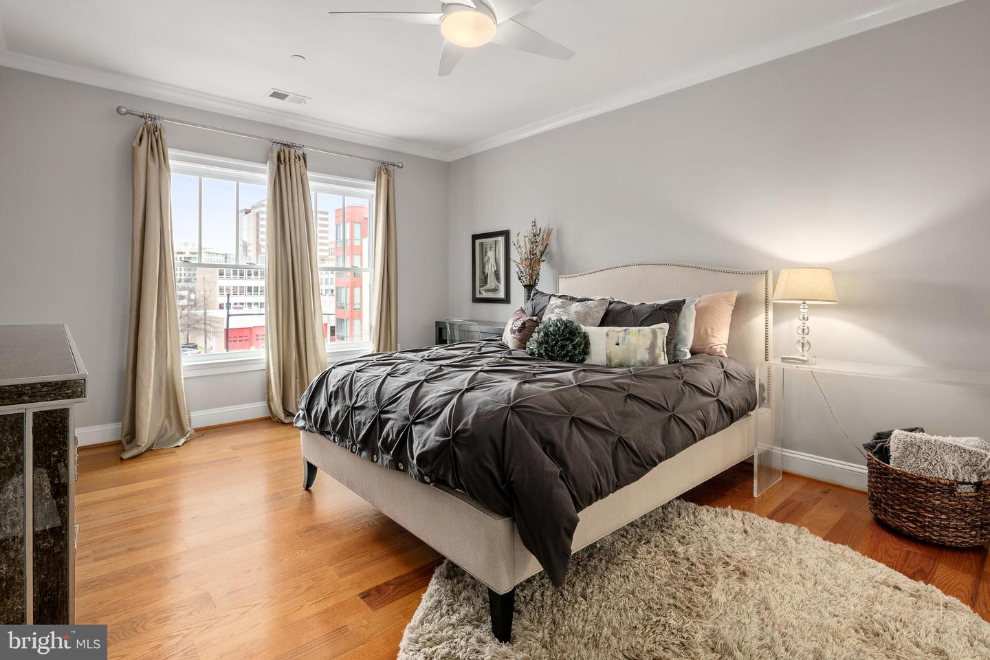 3131 9TH RD N #44, ARLINGTON, Virginia 22201, 2 Bedrooms Bedrooms, ,2 BathroomsBathrooms,Residential,For sale,3131 9TH RD N #44,VAAR2067820 MLS # VAAR2067820