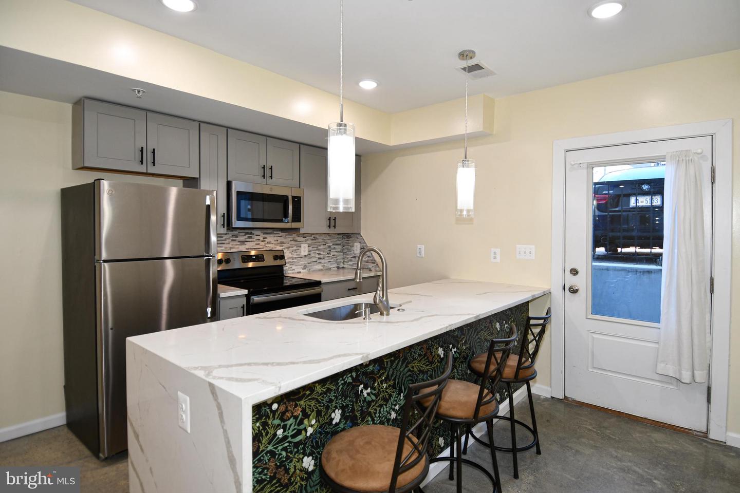 1040 BLADENSBURG RD NE #0B, WASHINGTON, District Of Columbia 20002, 1 Bedroom Bedrooms, ,1 BathroomBathrooms,Residential,For sale,1040 BLADENSBURG RD NE #0B,DCDC2241714 MLS # DCDC2241714